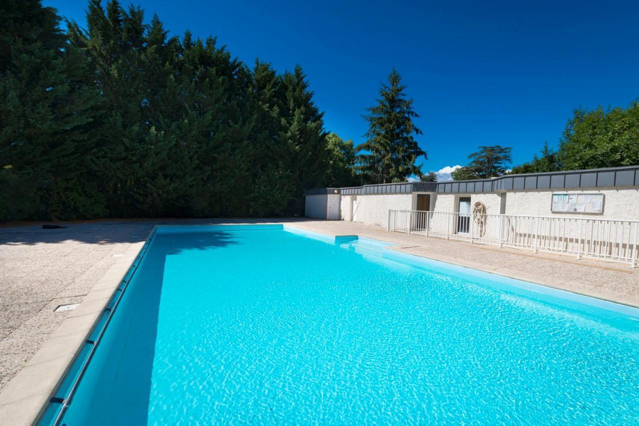 Hôtel Domaine De Sainte-Croix Extérieur photo